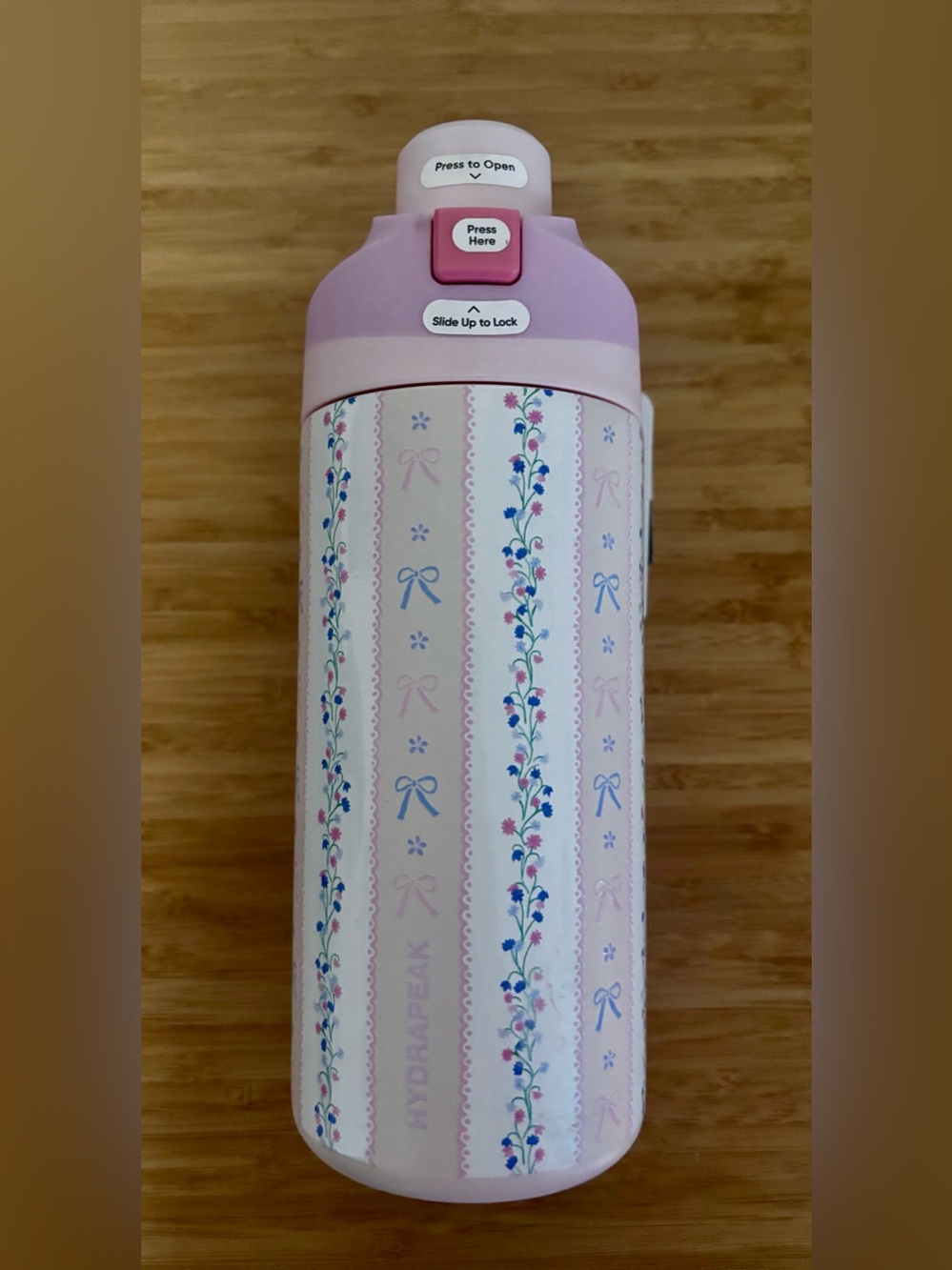 Hydrapeak Oasis Mini 20 oz Stainless Steel Water Bottle Whisper Pink Print